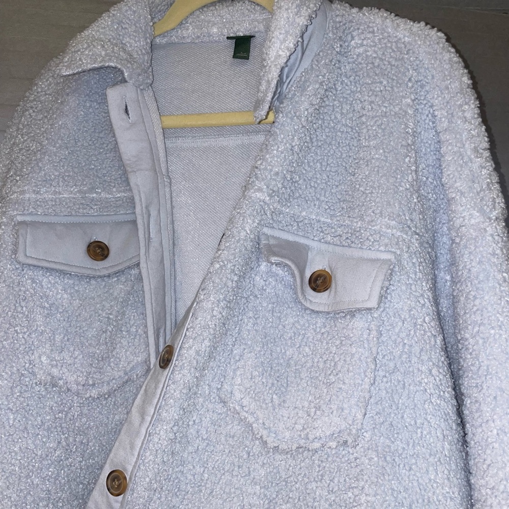Blue jacket. - Picture 2 of 2